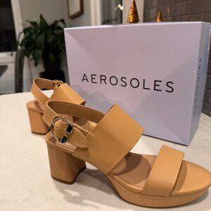 NWT Aerosoles Women's Platform Sandal in Nude Leather - Size 10M